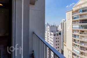 Image 14 - 915350