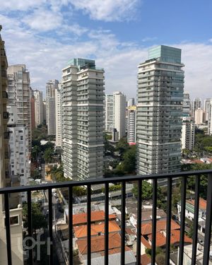 Image 8 - 915350