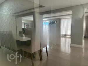 Image 30 - 915352