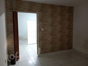 Image 4 - 915359