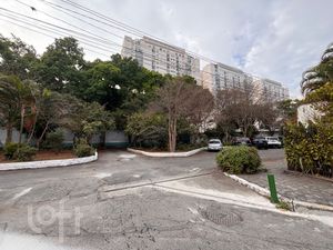 Image 31 - 915362