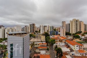 Image 17 - 915363