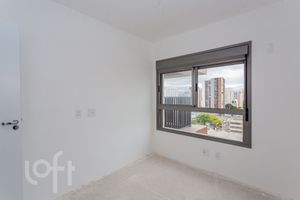 Image 30 - 915363
