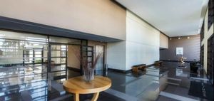Image 17 - 915366