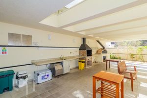 Image 42 - 915366