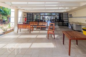 Image 45 - 915366