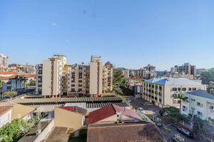 Image 5 - 915368