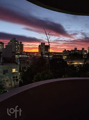 Image 13 - 915368