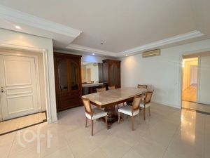 Image 12 - 915373