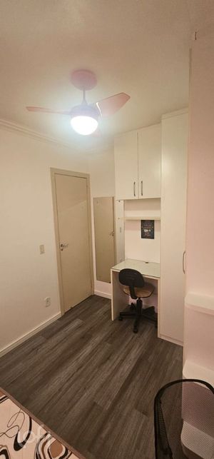 Image 11 - 915374