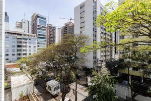 Image 25 - 915381