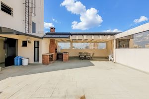 Image 30 - 915383
