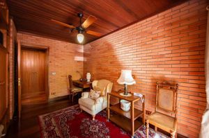 Image 7 - 915385