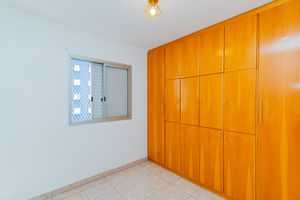 Image 17 - 915388