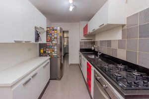 Image 12 - 915389