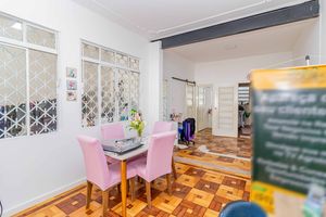 Image 10 - 915391