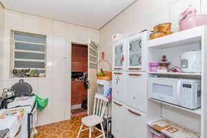 Image 22 - 915391