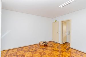 Image 41 - 915391