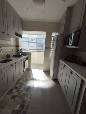 Image 4 - 915414