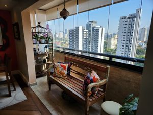 Image 1 - 915429