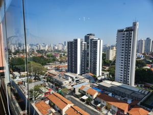 Image 4 - 915429