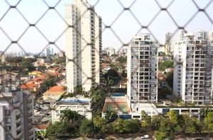 Image 7 - 915437