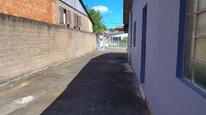 Image 4 - 915446