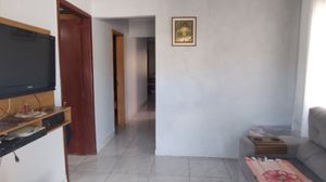 Image 6 - 915446