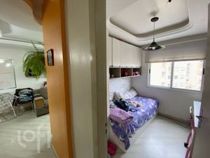 Image 4 - 915449