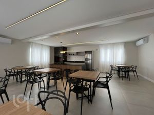 Image 19 - 915451