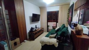 Image 0 - 915452