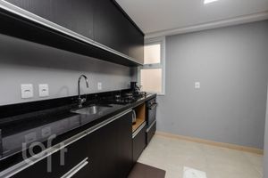 Image 14 - 915515