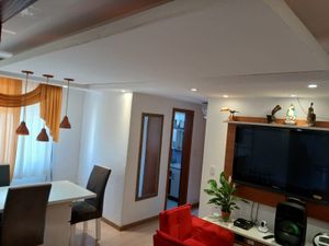 Image 4 - 915538