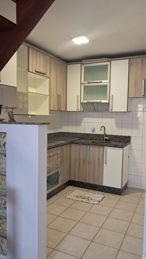 Image 4 - 915540