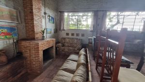 Image 1 - 915556