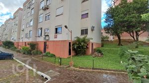 Image 18 - 915558