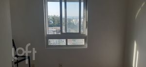 Image 10 - 915563