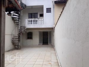 Image 8 - 915565