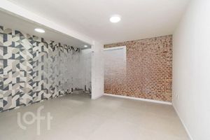 Image 4 - 915574