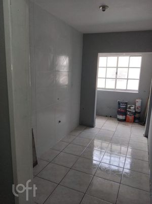 Image 7 - 915575