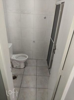Image 4 - 915575