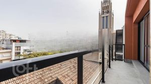 Image 19 - 915576