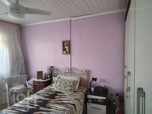 Image 6 - 915585
