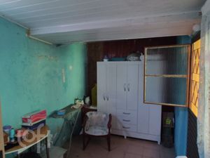 Image 9 - 915585
