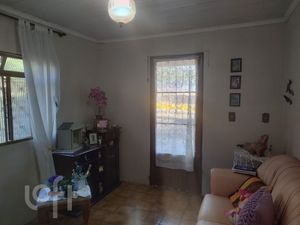 Image 1 - 915585