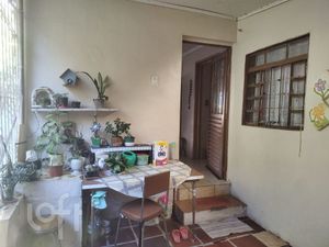 Image 12 - 915585