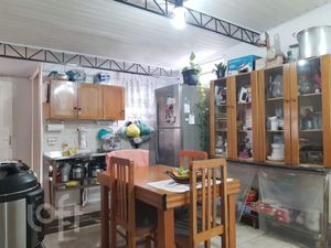 Image 10 - 915591