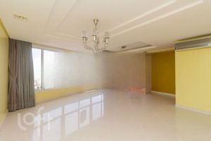 Image 31 - 915593