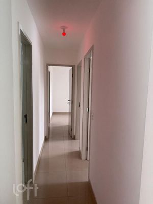 Image 4 - 915597
