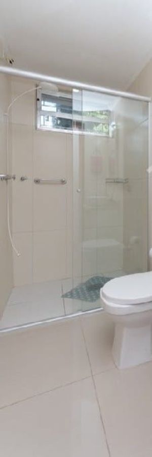 Image 3 - 915598